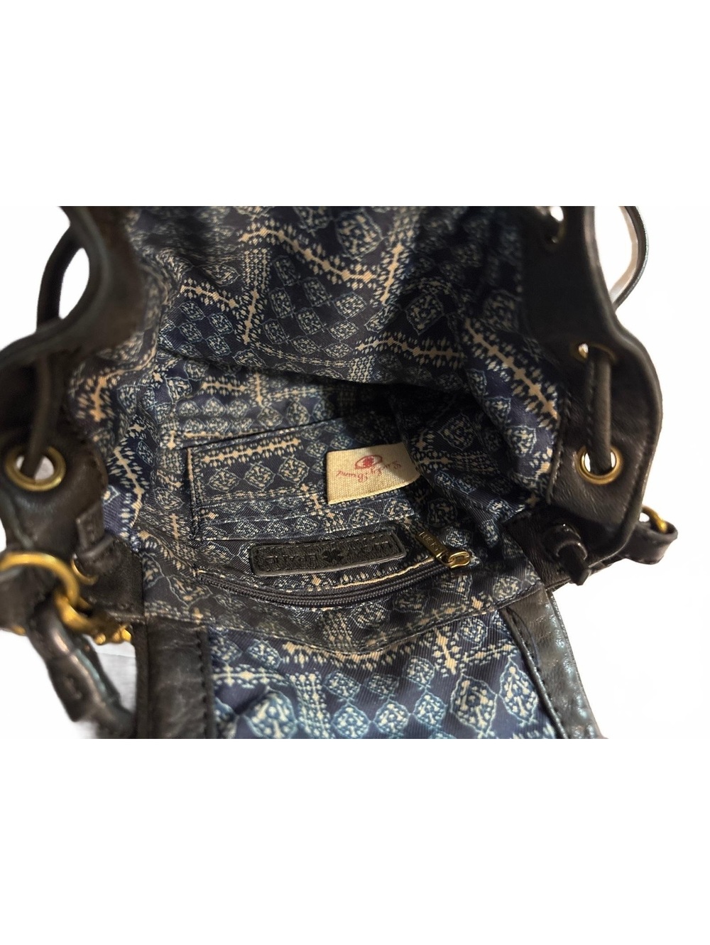 Lucky Brand Black Leather Drawstring Crossbody Bag Tassel Charm - Picture 7 of 9